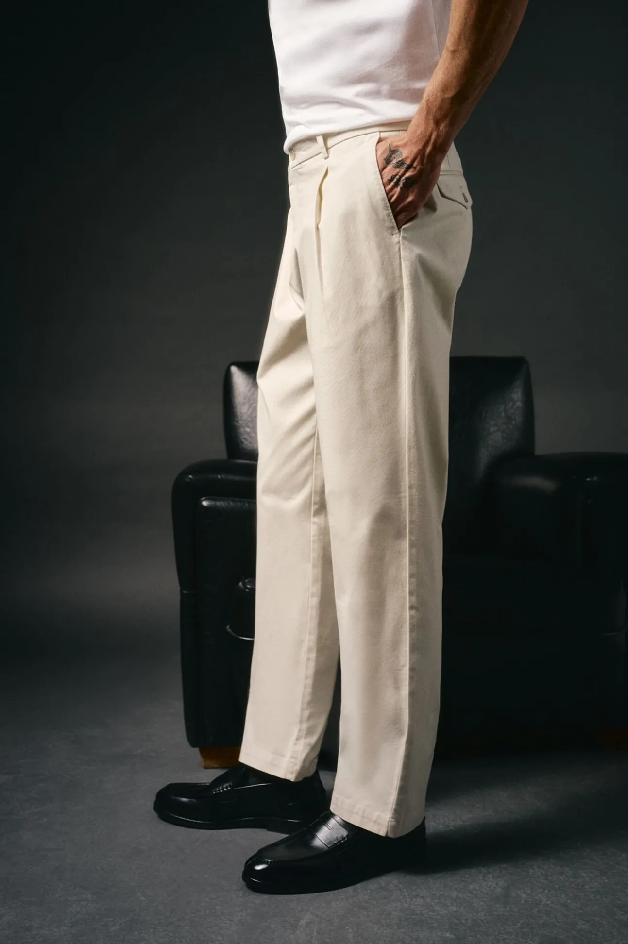 Pantalón chino pinzas