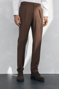 Pantalón chino pinzas regular fit