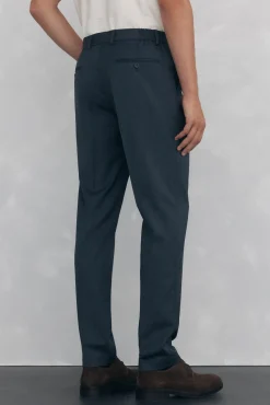 Pantalón chino pinzas tapered fit
