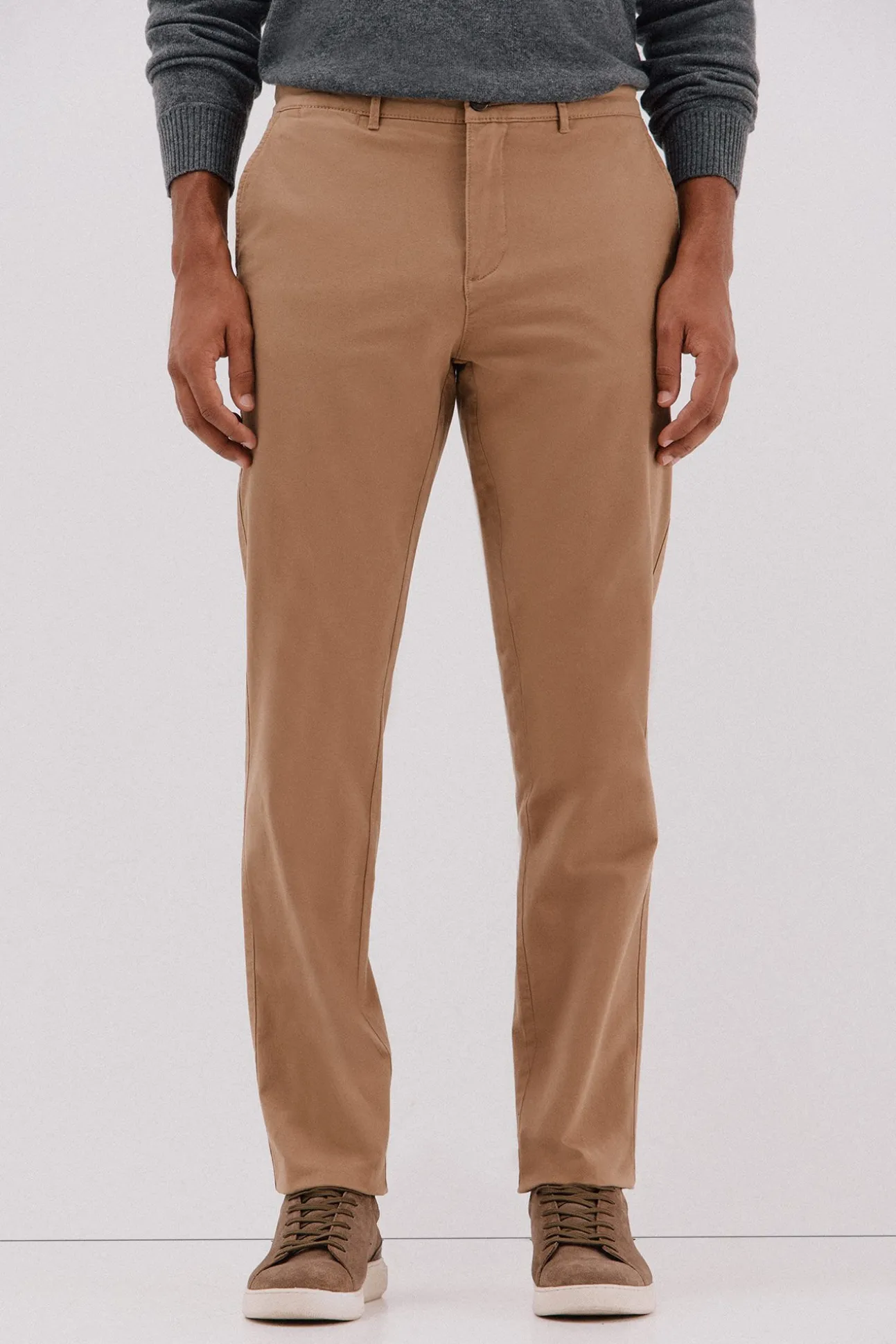 Pantalón chino regular fit
