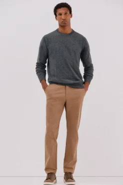 Pantalón chino regular fit