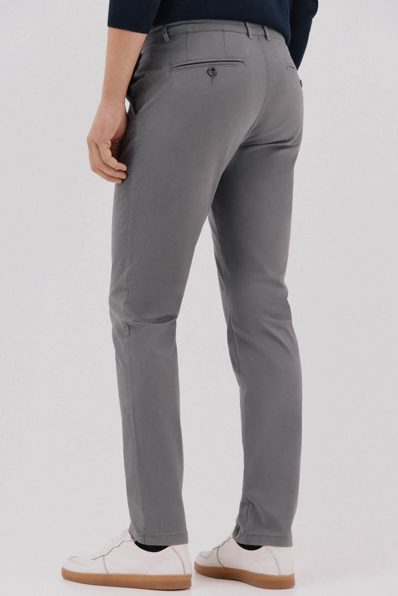Pantalón chino slim fit