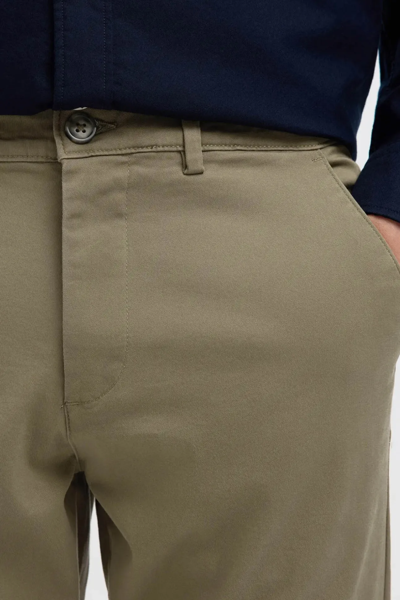 Pantalón chino Slim Fit confeccionado con algodón orgánico