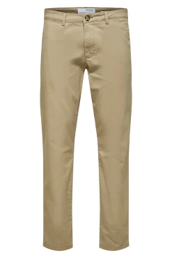 Pantalón chino Slim Fit confeccionado con algodón orgánico