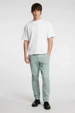 Pantalón chino Slim Fit confeccionado con algodón orgánico