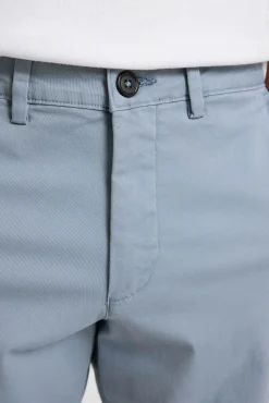 Pantalón chino Slim Fit confeccionado con algodón orgánico