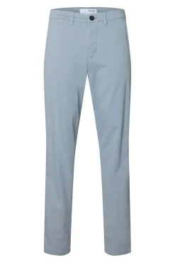 Pantalón chino Slim Fit confeccionado con algodón orgánico