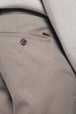 Pantalón chino vestir comfort slim fit