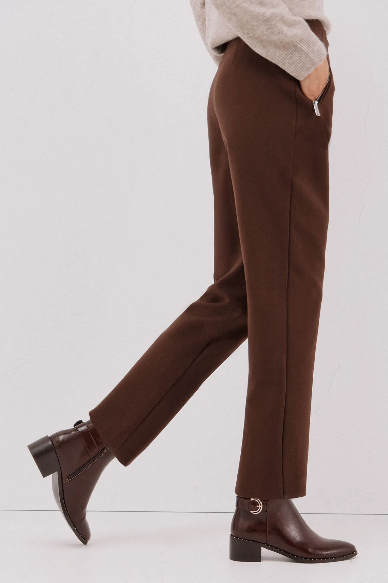 Pantalón cremalleras