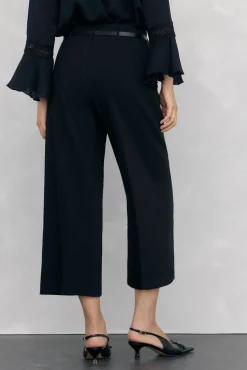 Pantalón culotte con cinturón