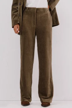 Pantalón de mujer ancho de pana