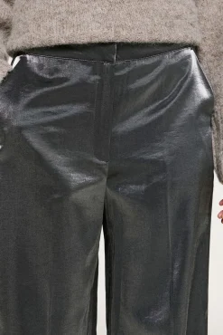 Pantalón efecto metalizado