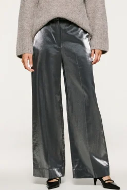 Pantalón efecto metalizado