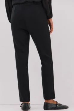 Pantalón elástico confort