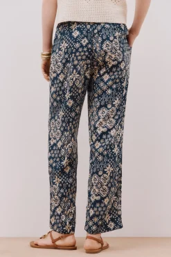 Pantalón fluído estampado