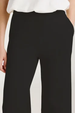 Pantalón largo de punto con viscosa