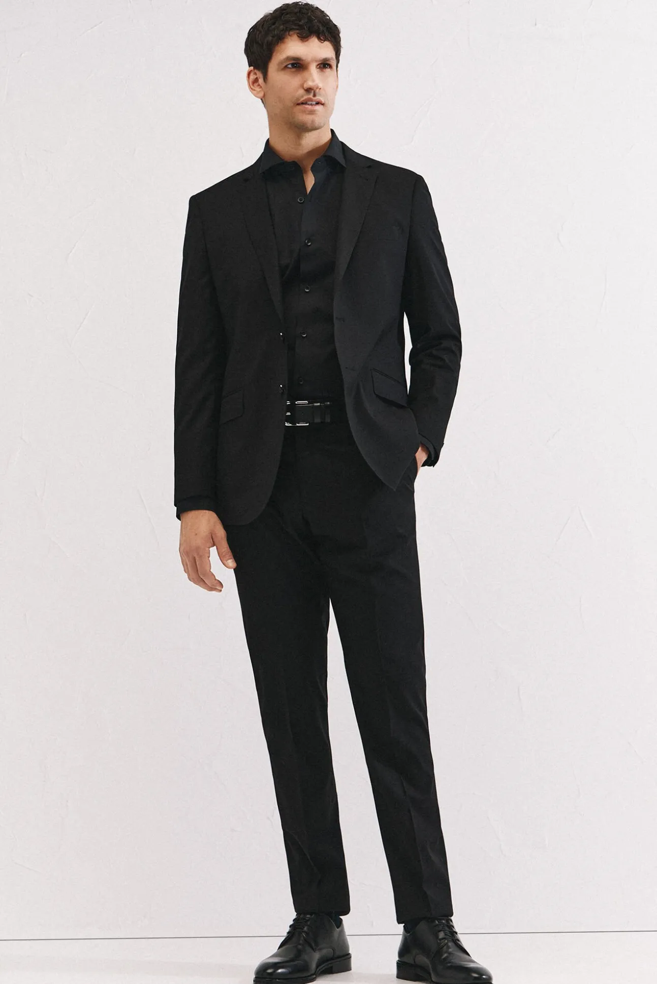 Pantalón negro serie XXI