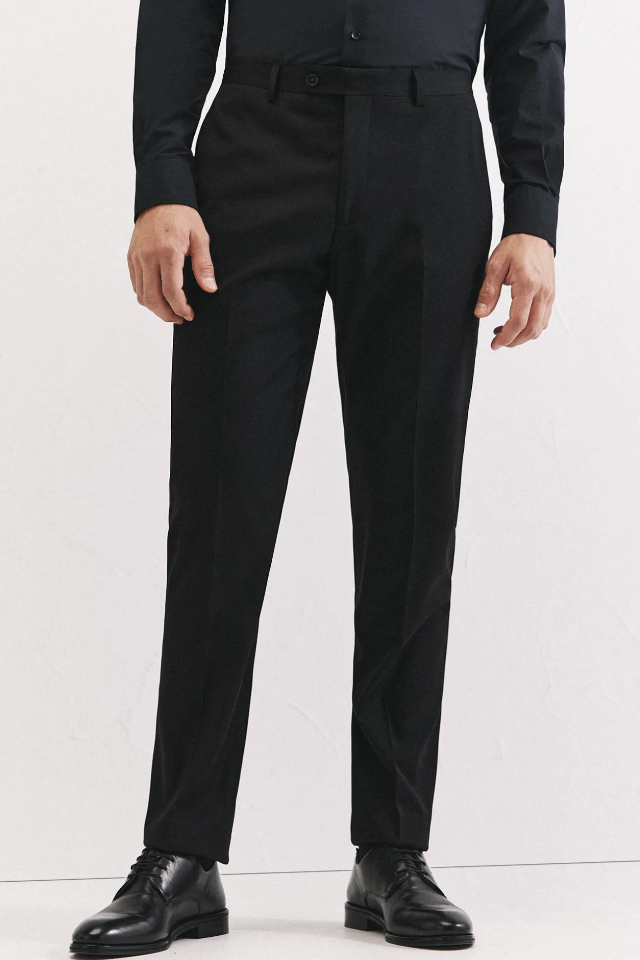 Pantalón negro serie XXI