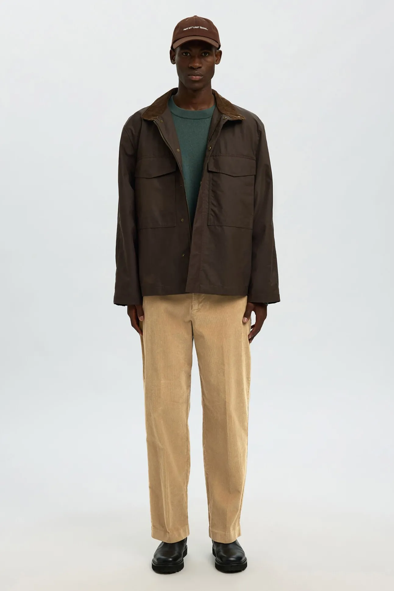 Pantalón pana fit relajado