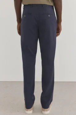 Pantalón premium chino ligero regular fit