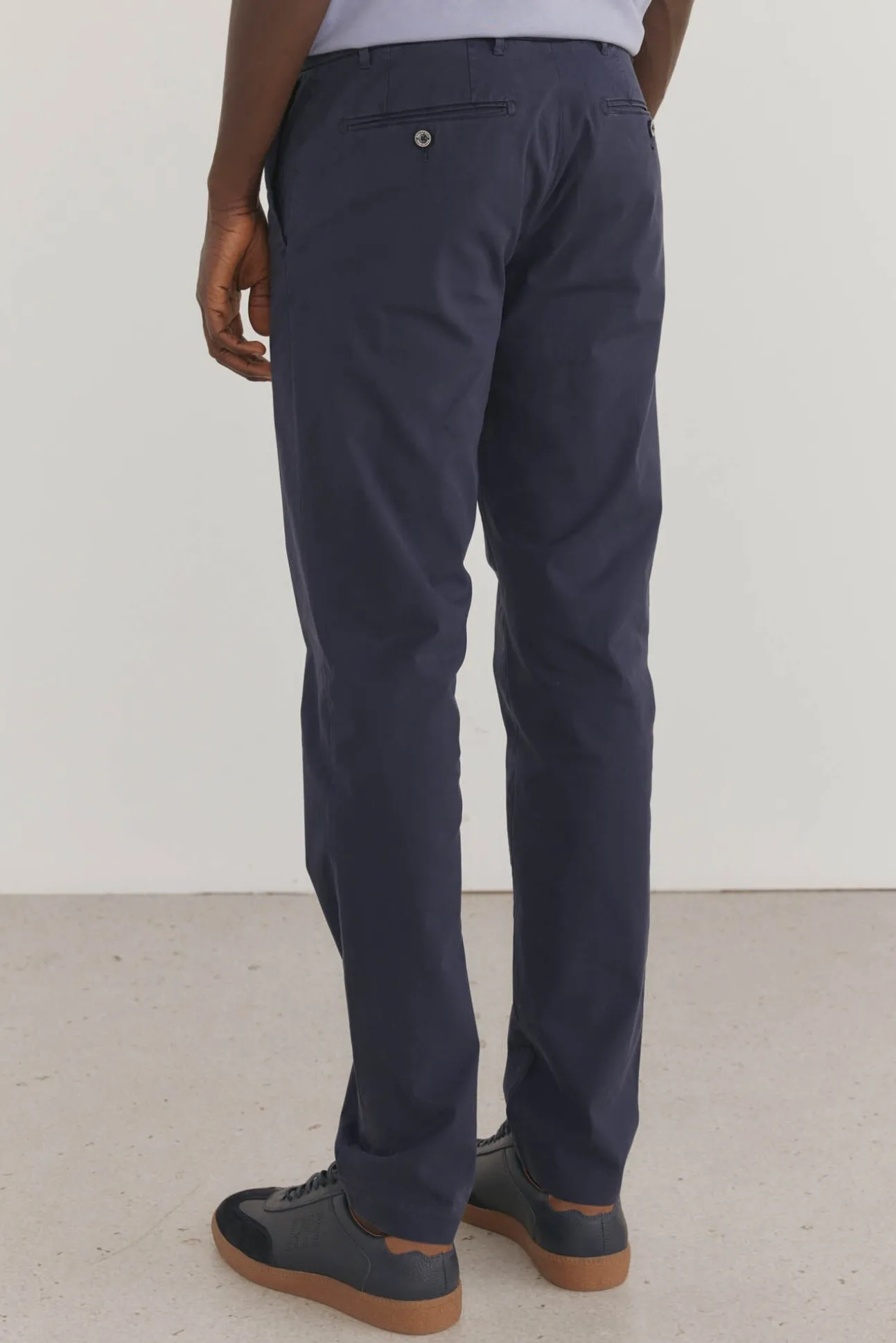 Pantalón premium chino ligero slim fit