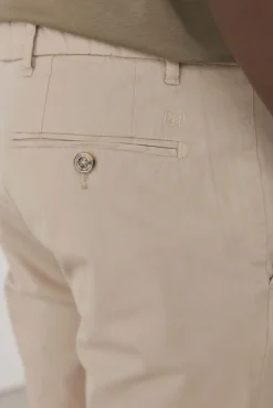 Pantalón premium chino ligero slim fit