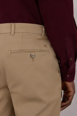 Pantalón premium chino regular fit