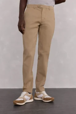 Pantalón premium chino slim fit
