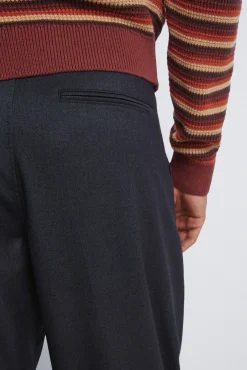 Pantalón recto pliegues wide straight fit