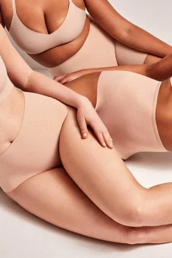 Pantalón reductor con refuerzo