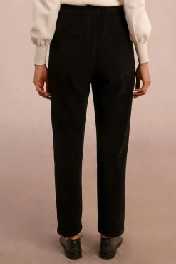 Pantalón tobillero en tejido de micropana