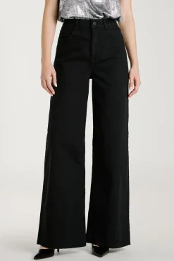 Pantalón vaquero ancho