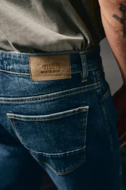 Pantalón vaquero slim fit