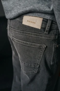 Pantalón vaquero slim fit