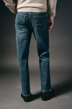 Pantalón vaquero straight fit