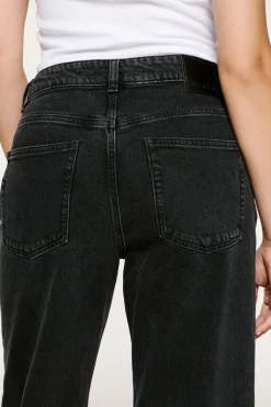 Pantalón vaquero Wide Leg.