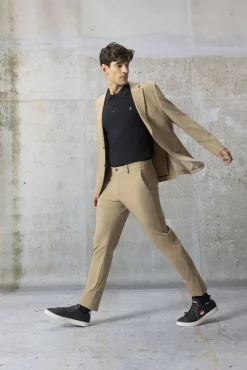 Pantalón técnico ultraligero topo