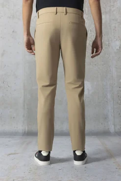 Pantalón técnico ultraligero topo