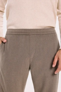 Pantalones clásicos con cintura elástica