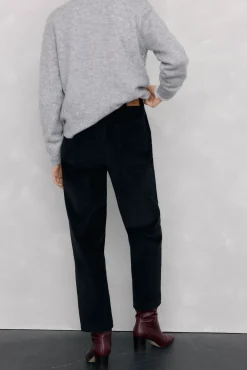 Pantalones pana slim classic