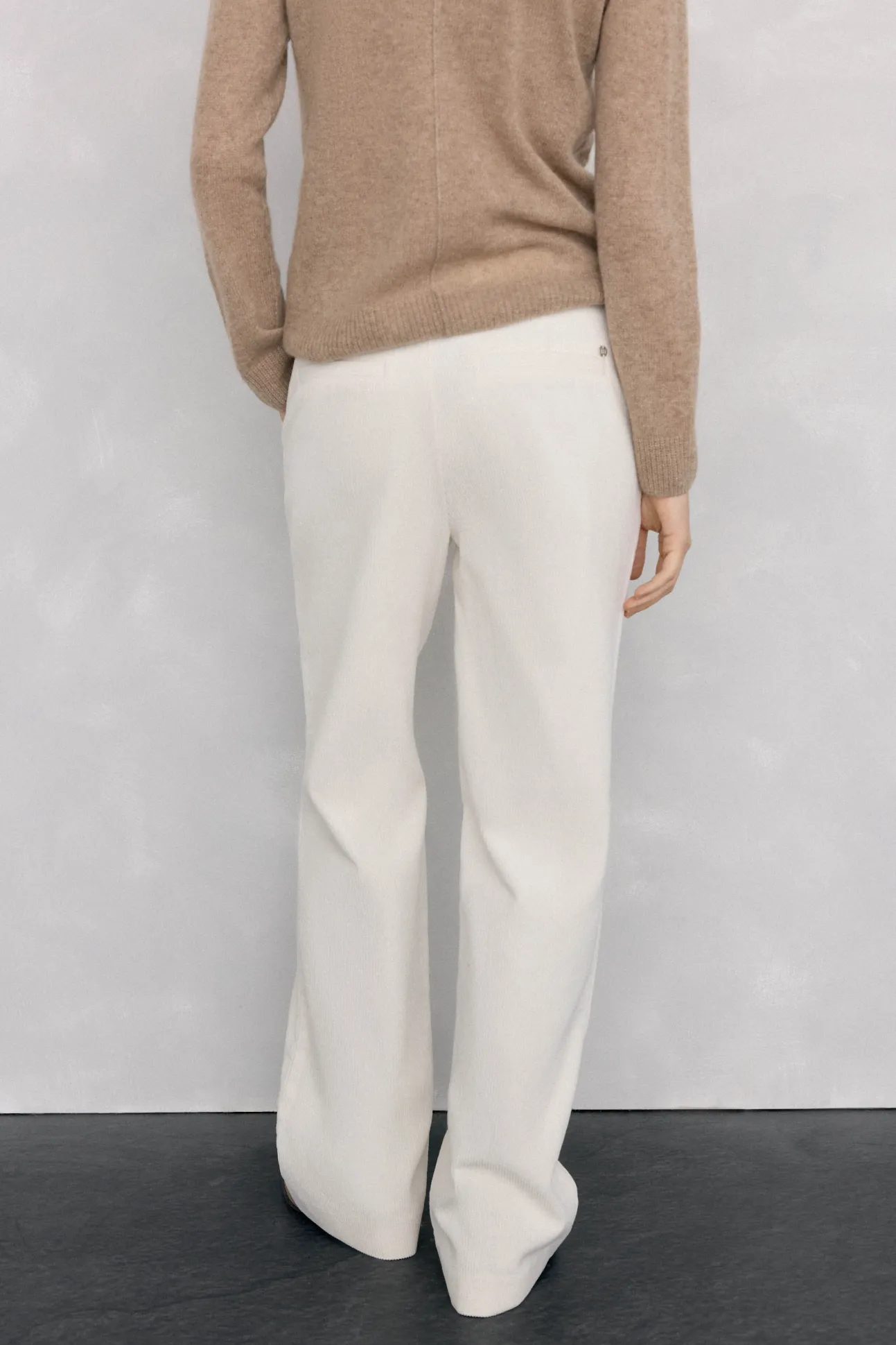 Pantalones pana wide leg classic