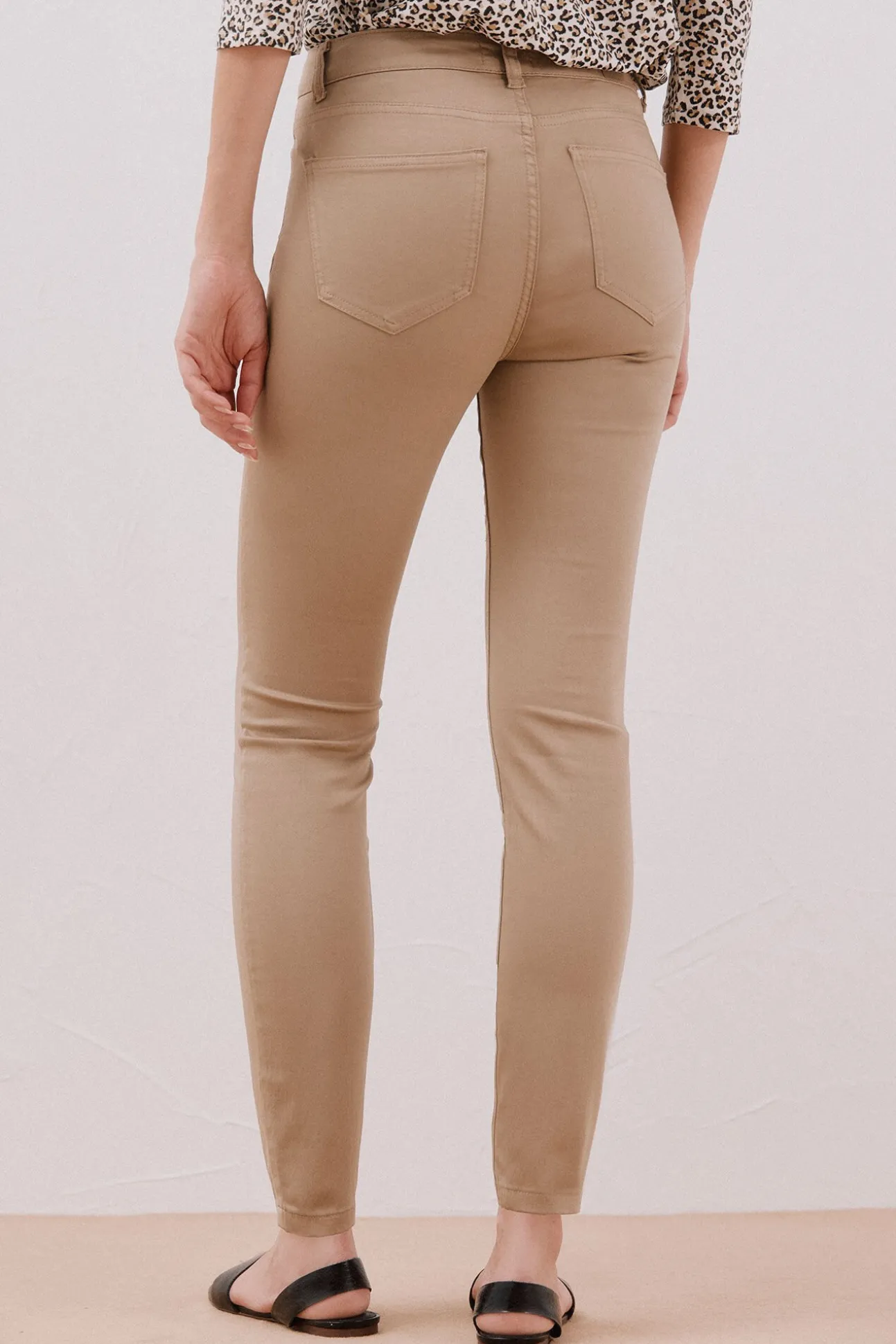 Pantalones Sensational color