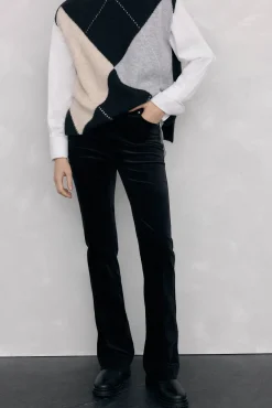 Pantalones terciopelo push up flare