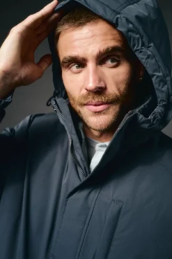 Parka acolchada capucha