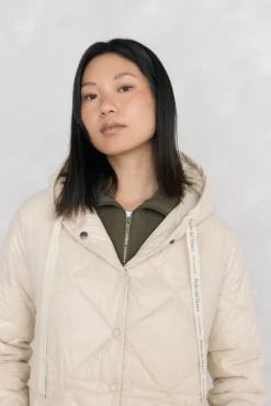 Parka acolchada capucha