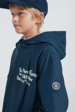 Parka azul marino frase niño