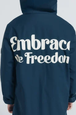 Parka azul marino frase niño