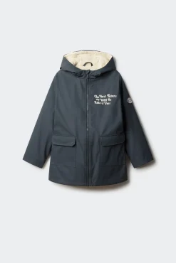 Parka azul marino frase niño