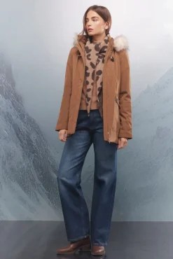 Parka capucha cierre metálico Sorona Aura