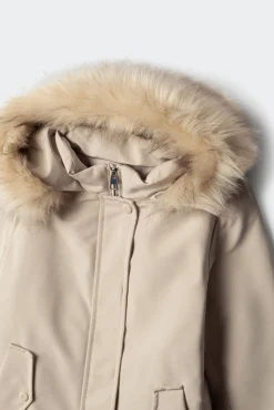 Parka capucha pelo niña